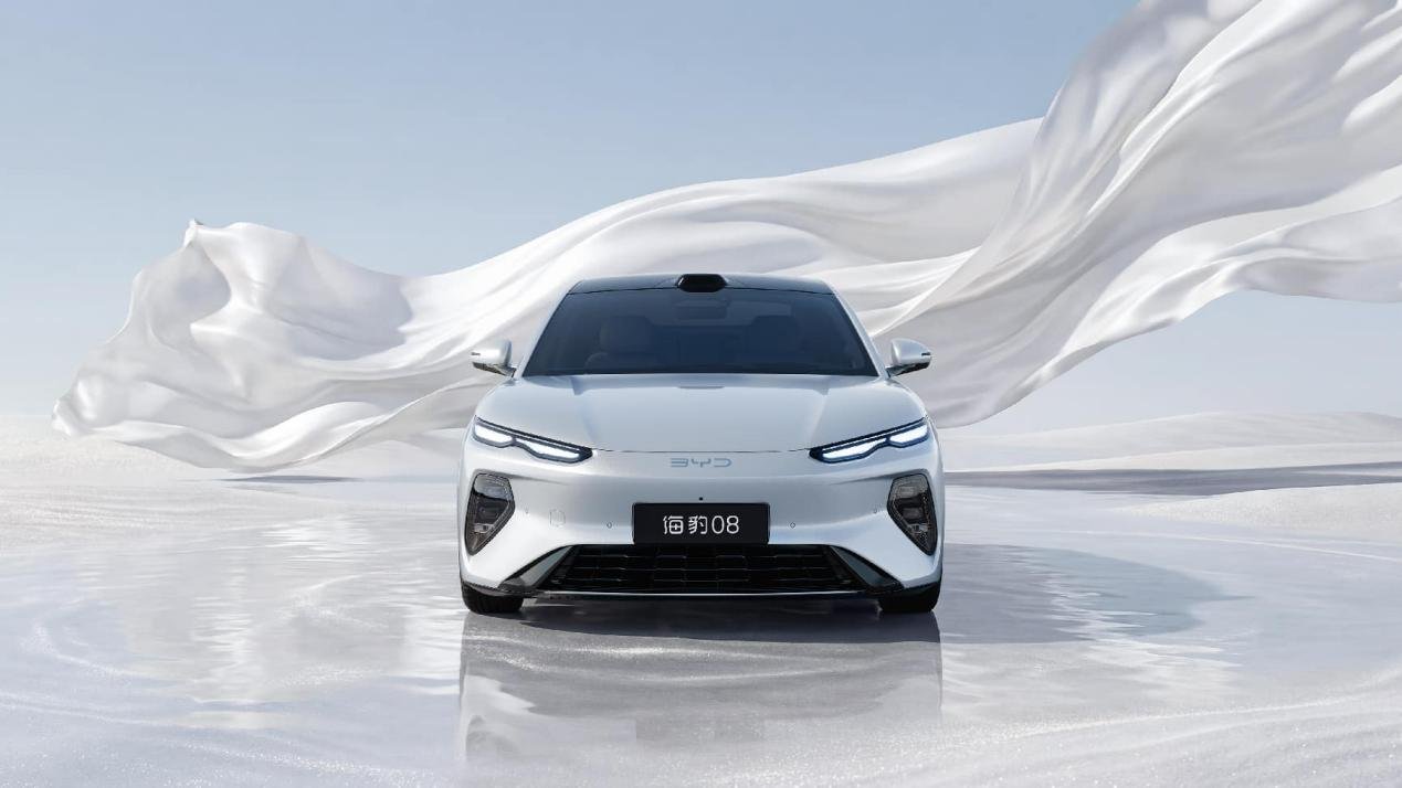 比亚迪海洋网再出牌!2026款海狮06EV、海豹07EV、海豹08狮力豹发领跑闪充时代