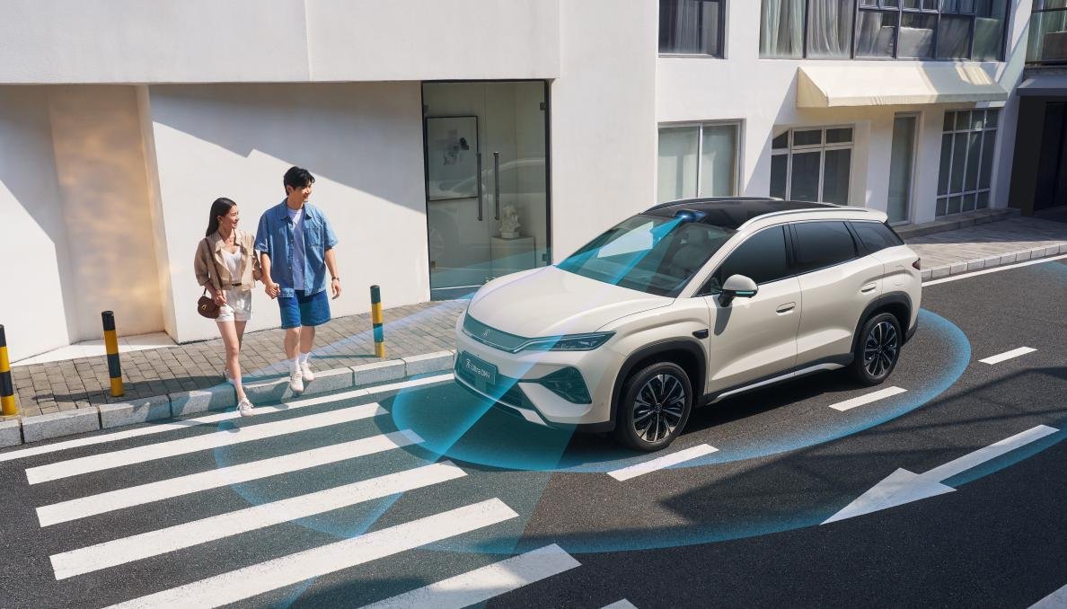 12.99万起!宋Ultra DM-i上市,310公里纯电续航B级插混SUV