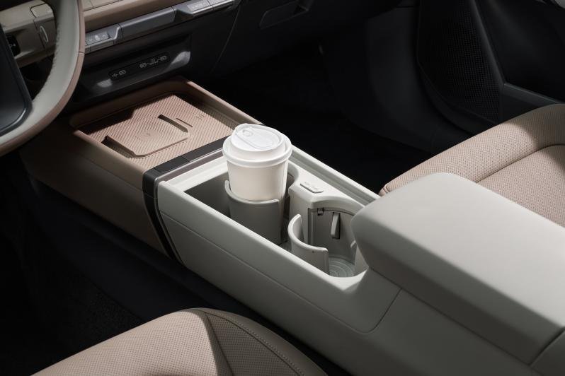 满配实力、价值越级 起亚全新赛图斯预售开启 限时预售价8.09万元起,另享至高2.7万元尊享礼遇