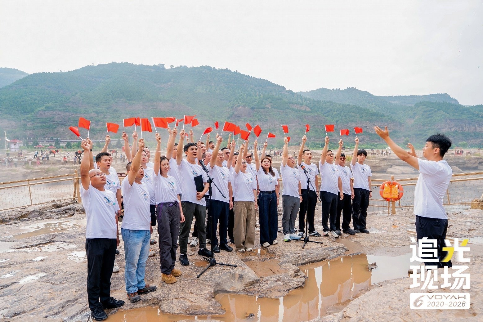 把C位留给每一位追光者 2026岚图用户之夜燃动蓉城 