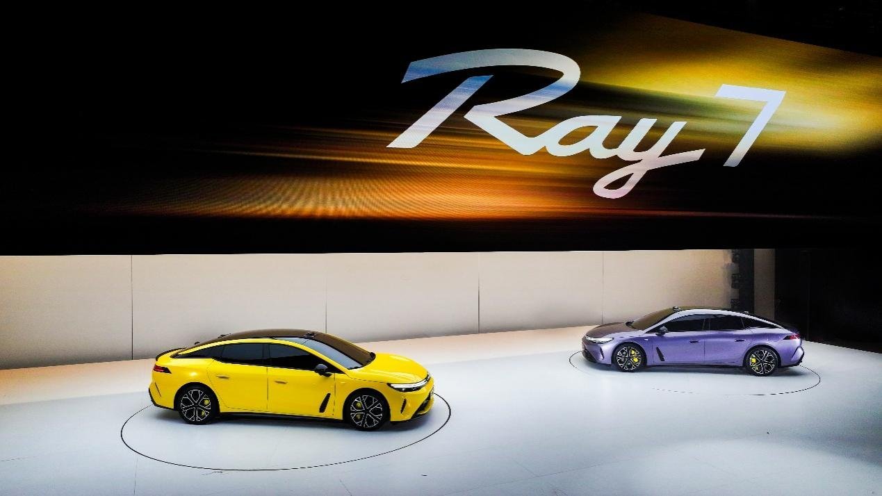 续航700公里!Ray7搭载华为DriveONE电驱 续航超长电耗超低