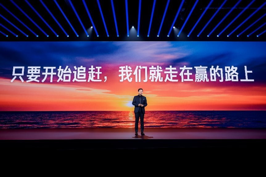 小米澎程四款新车、小米18 Fold发布,小米自研技术全面落地“人车家全生态”