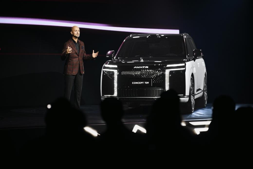 阿维塔T09巴黎全球首秀 年内上市/50万级旗舰SUV