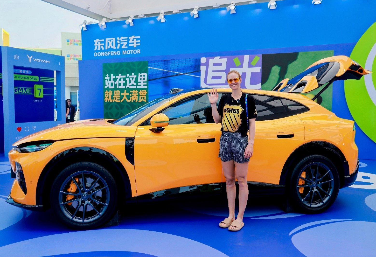追光S现身世界级赛场 东风岚图连续三年冠名武汉网球公开赛