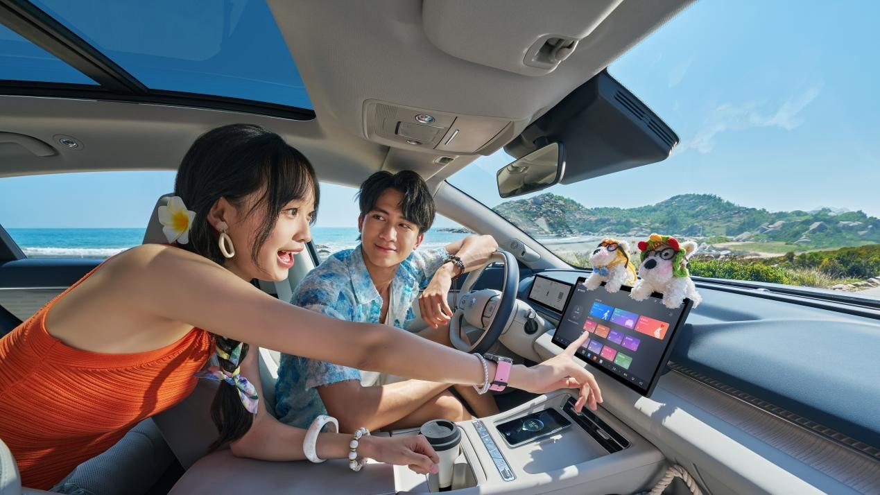 紧凑型家轿做到B级门槛 第三代秦PLUS DM-i限时7.…