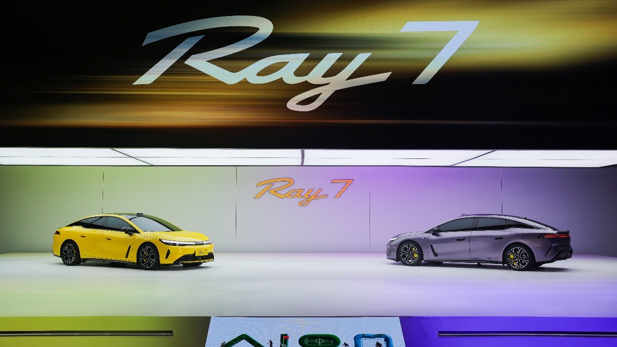 续航700公里!Ray7搭载华为DriveONE电驱 续航超长电耗超低